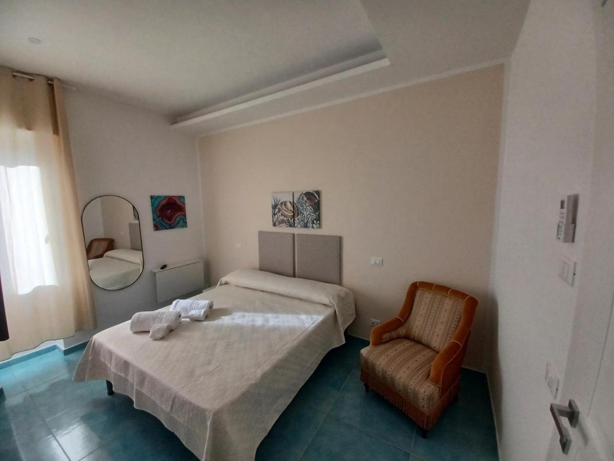 B&B Due Stanzulelle Salerno Dış mekan fotoğraf