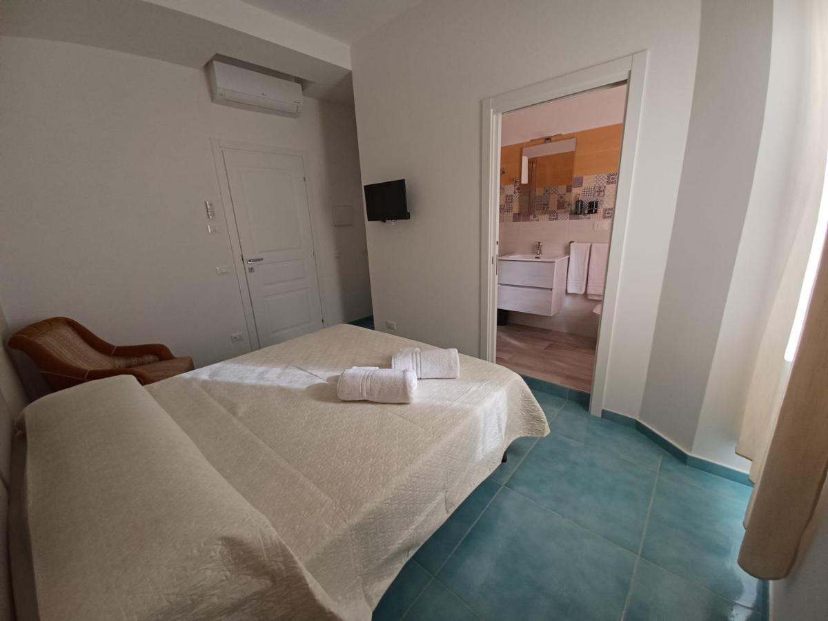 B&B Due Stanzulelle Salerno Dış mekan fotoğraf