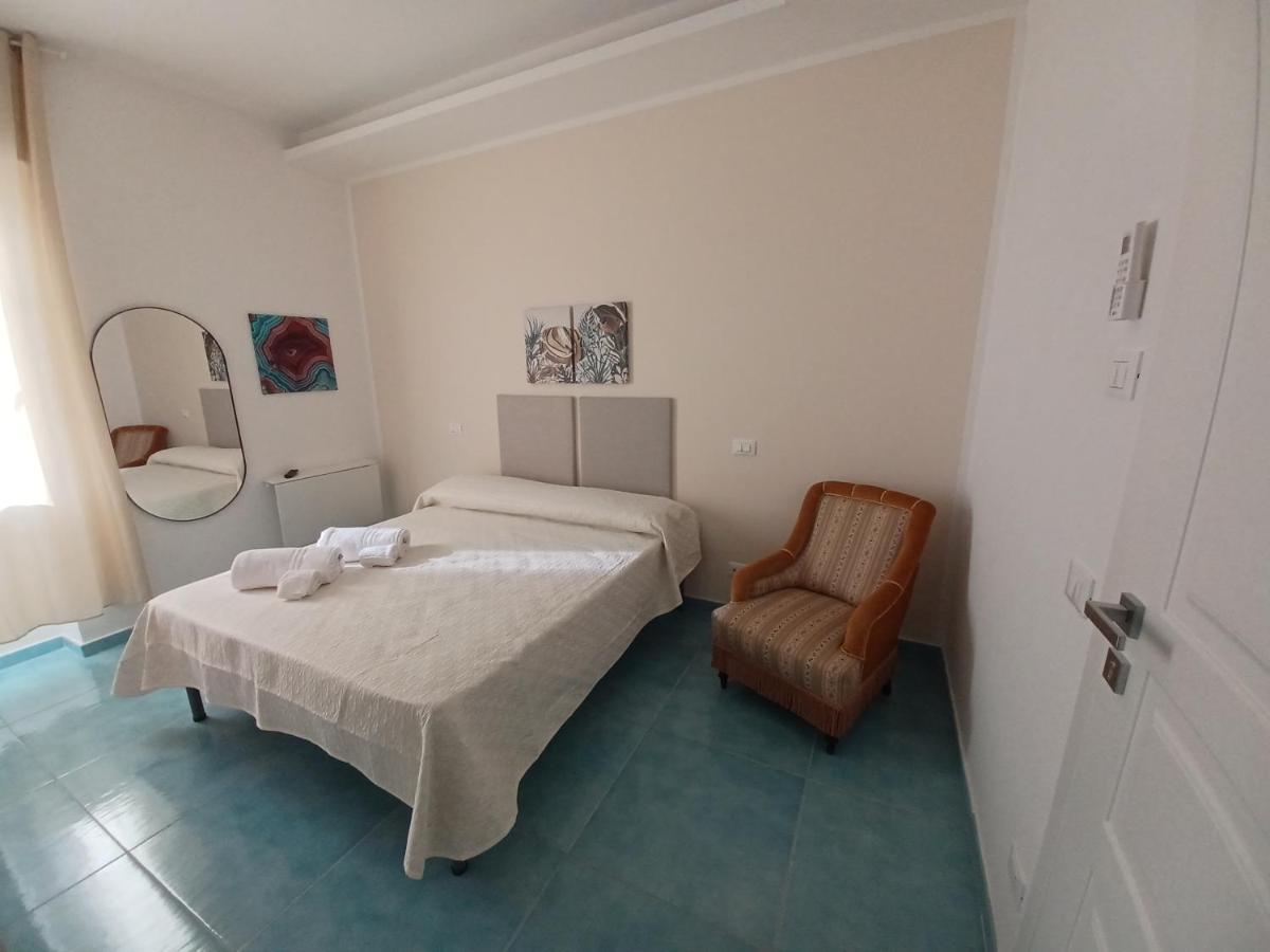 B&B Due Stanzulelle Salerno Dış mekan fotoğraf